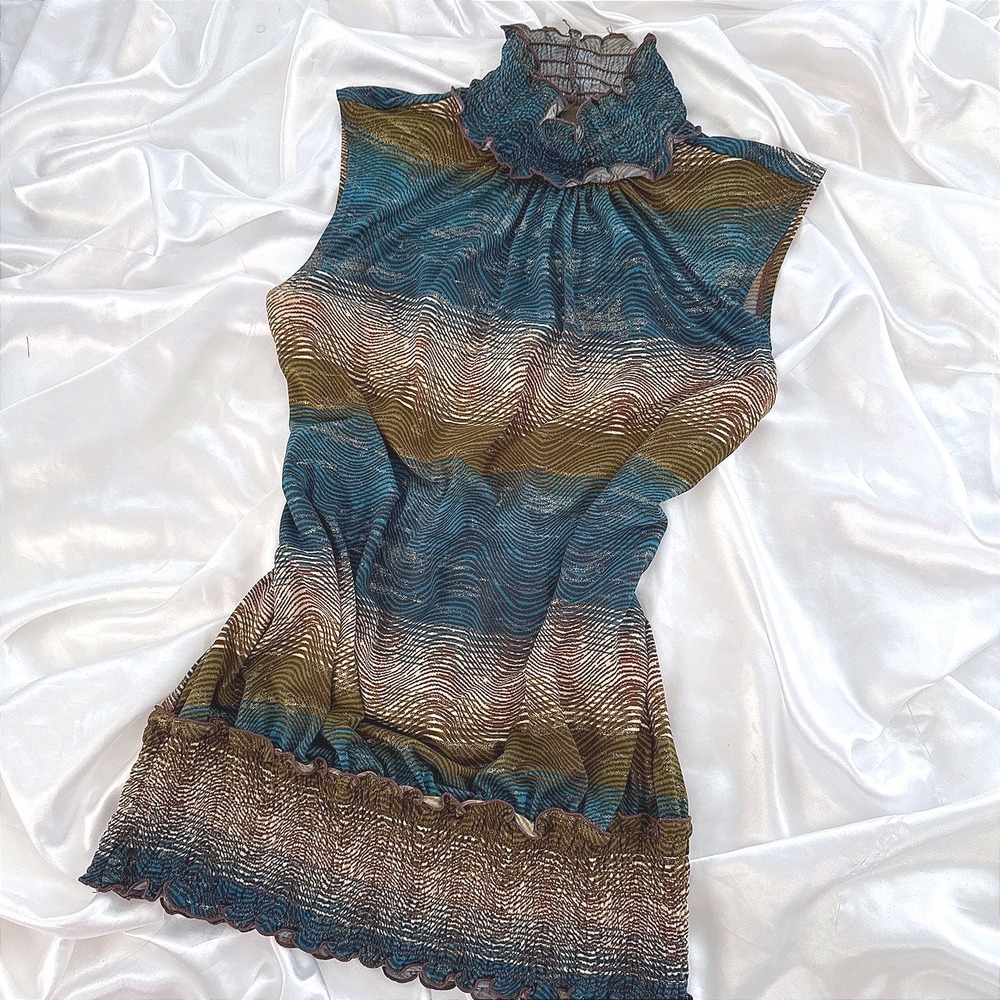 Serenade New York Sleeveless Smocked Mock Neck Blouse Earth Tone Wave Print L
